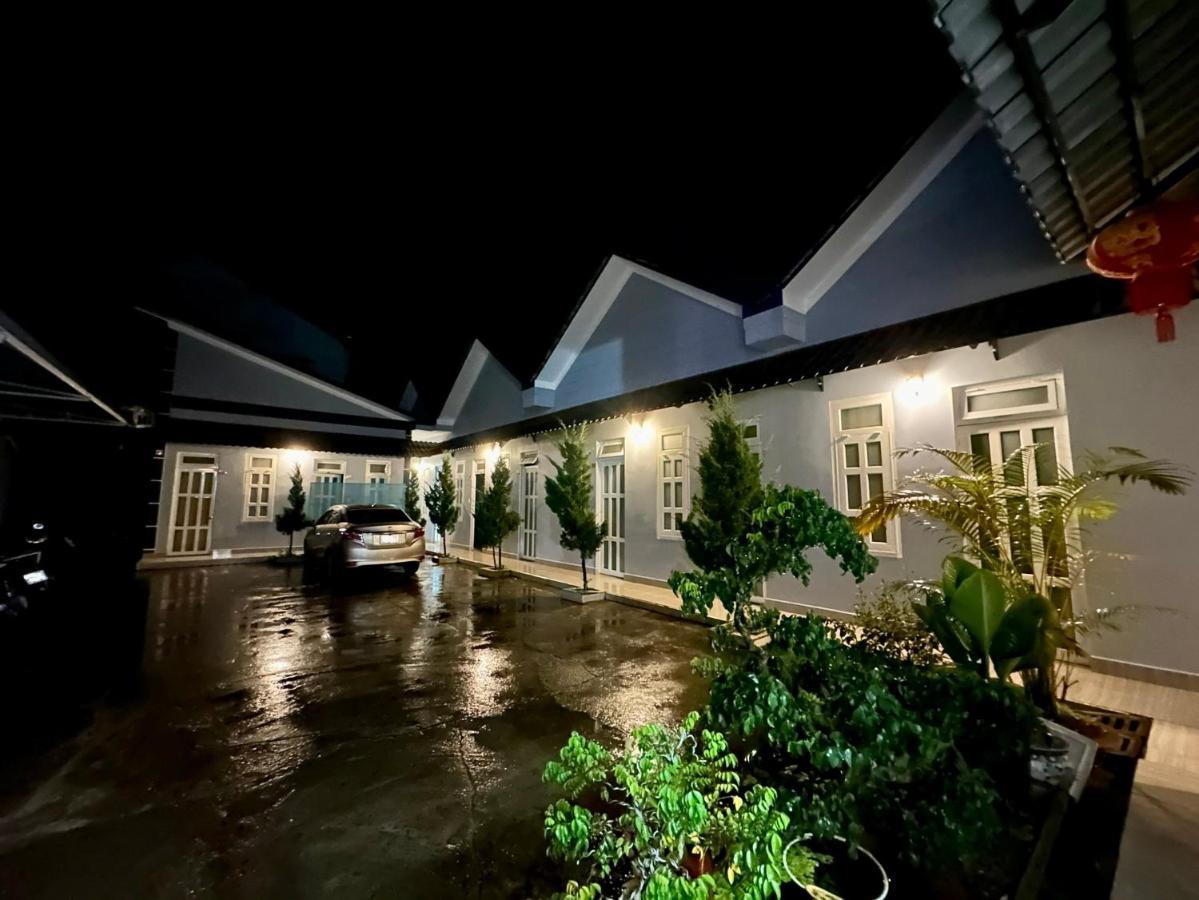 Motel Khanh Vy Bao Loc Exteriör bild